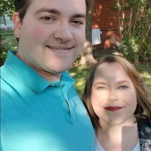 Meet your Posher, Alyson